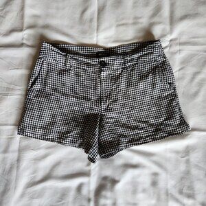 Jones New York Women's Shorts size 4 Black White